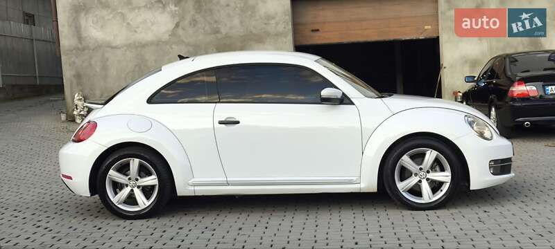 Хэтчбек Volkswagen Beetle 2014 в Мукачево