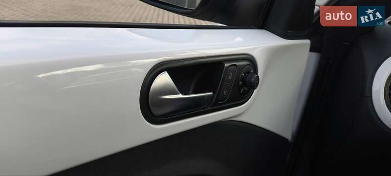 Хэтчбек Volkswagen Beetle 2014 в Мукачево