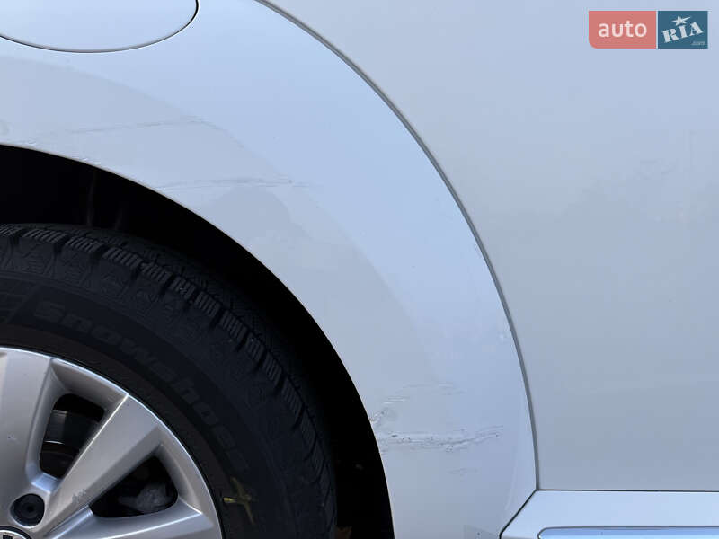 Хетчбек Volkswagen Beetle 2013 в Чернівцях