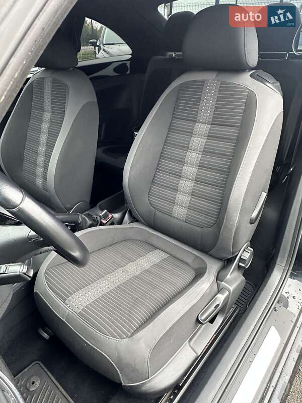 Хетчбек Volkswagen Beetle 2012 в Білогородці фото 13 Хетчбек Volkswagen Beetle 2012 в Білогородці