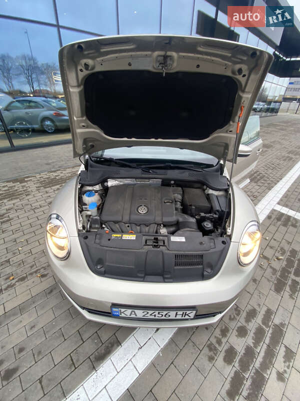 Хэтчбек Volkswagen Beetle 2012 в Киеве