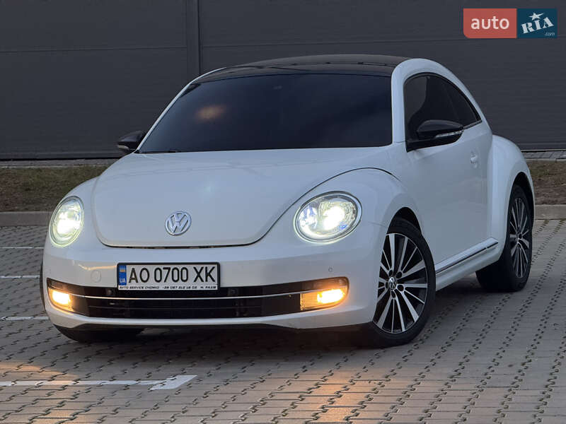 Хэтчбек Volkswagen Beetle 2013 в Ивано-Франковске фото 2 Хэтчбек Volkswagen Beetle 2013 в Ивано-Франковске