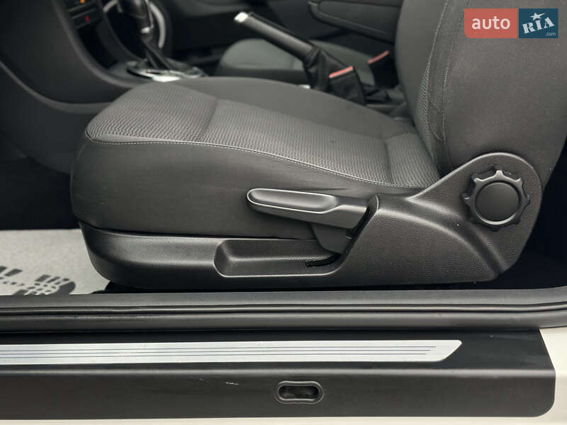 Хетчбек Volkswagen Beetle 2013 в Шептицькому