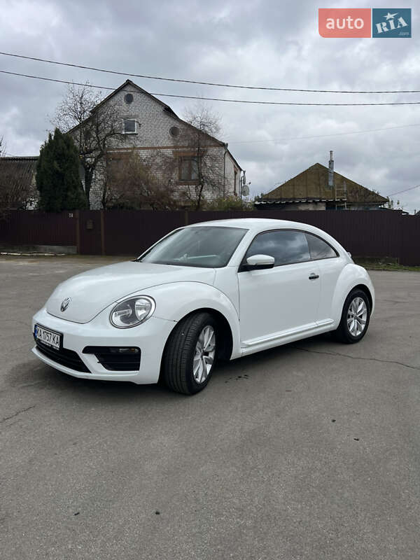 Хэтчбек Volkswagen Beetle 2017 в Киеве