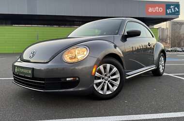 Хэтчбек Volkswagen Beetle 2016 в Киеве