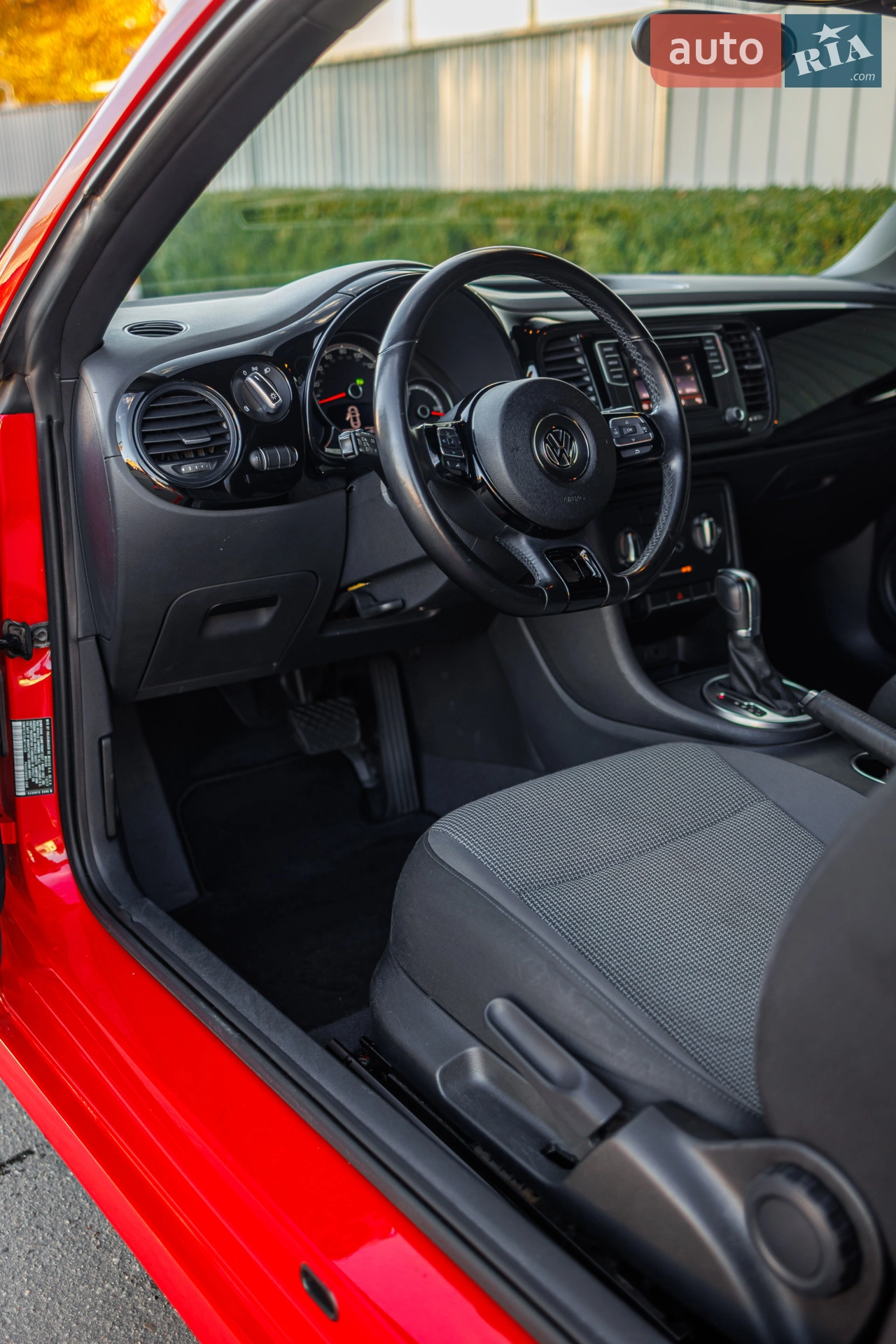 2017 Volkswagen Beetle - мініатюра 19