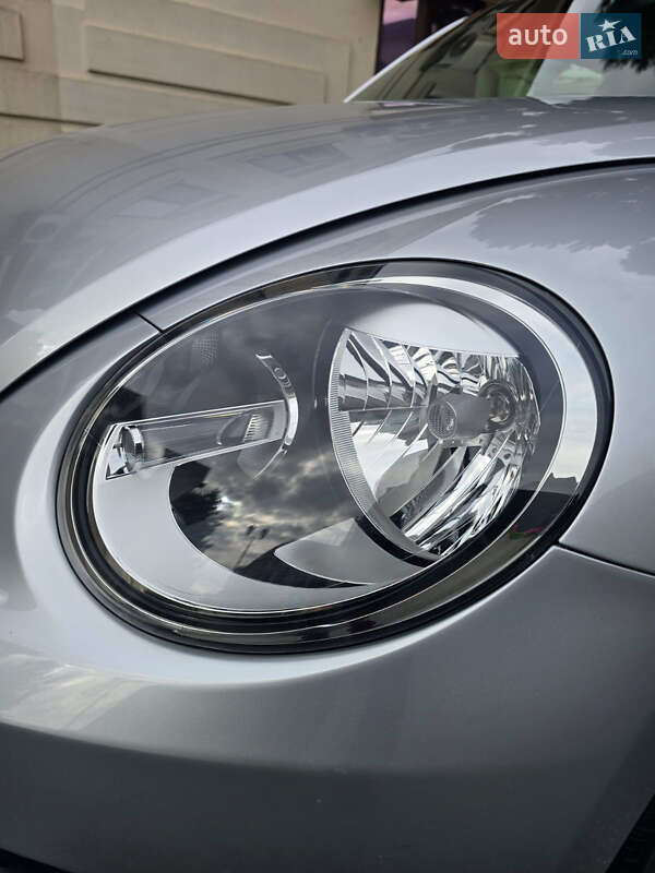 Хэтчбек Volkswagen Beetle 2014 в Киеве фото 24 Хэтчбек Volkswagen Beetle 2014 в Киеве