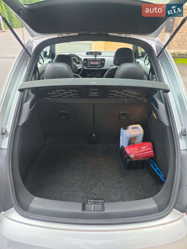 Хэтчбек Volkswagen Beetle 2014 в Киеве фото 26 Хэтчбек Volkswagen Beetle 2014 в Киеве