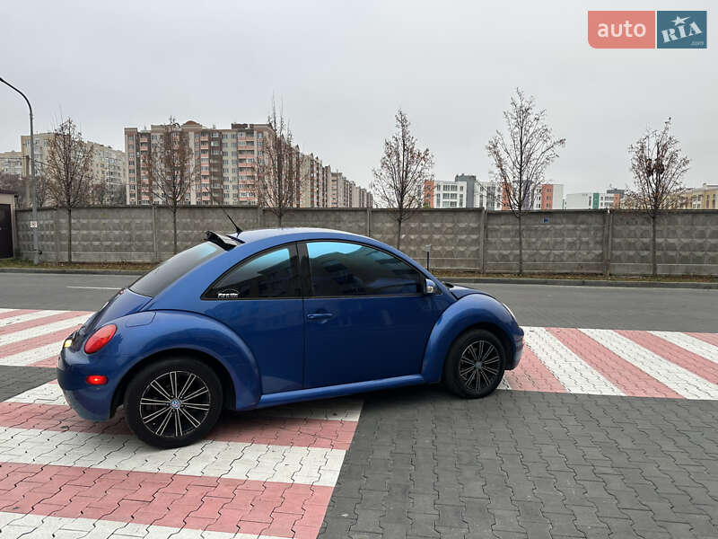 Хэтчбек Volkswagen Beetle 2003 в Киеве
