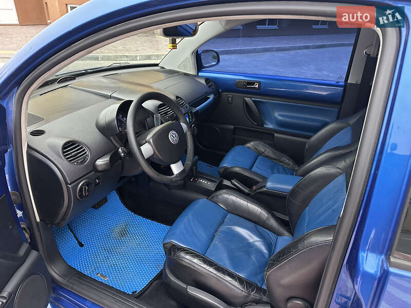 Хэтчбек Volkswagen Beetle 2003 в Киеве