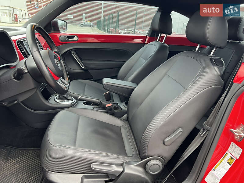 Хэтчбек Volkswagen Beetle 2016 в Киеве