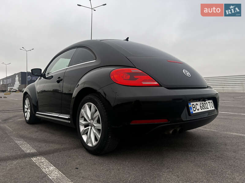 Хэтчбек Volkswagen Beetle 2013 в Львове