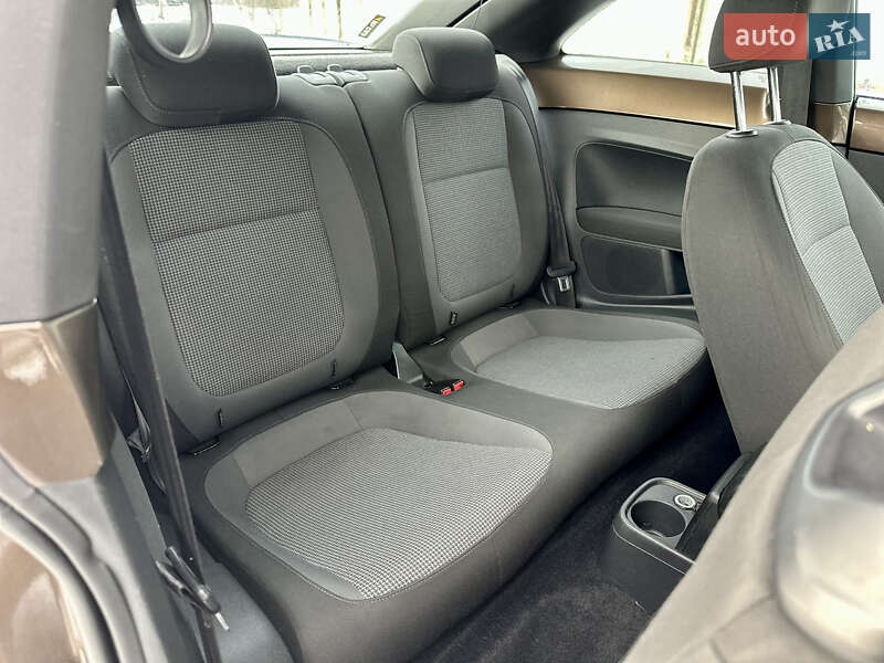 Хетчбек Volkswagen Beetle 2013 в Кропивницькому