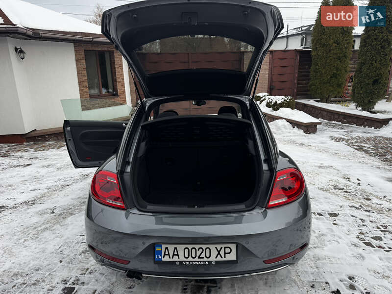 Хэтчбек Volkswagen Beetle 2016 в Киеве фото 9 Хэтчбек Volkswagen Beetle 2016 в Киеве