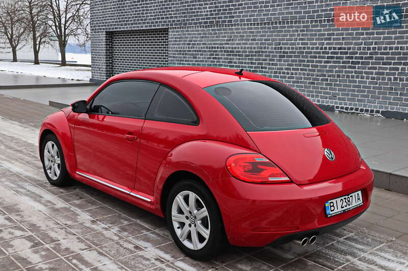 Хэтчбек Volkswagen Beetle 2013 в Кременчуге