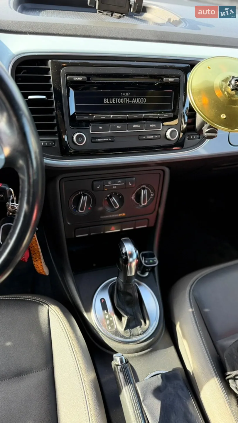 2013 Volkswagen Beetle - мініатюра 10