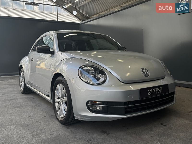 Хэтчбек Volkswagen Beetle 2015 в Киеве