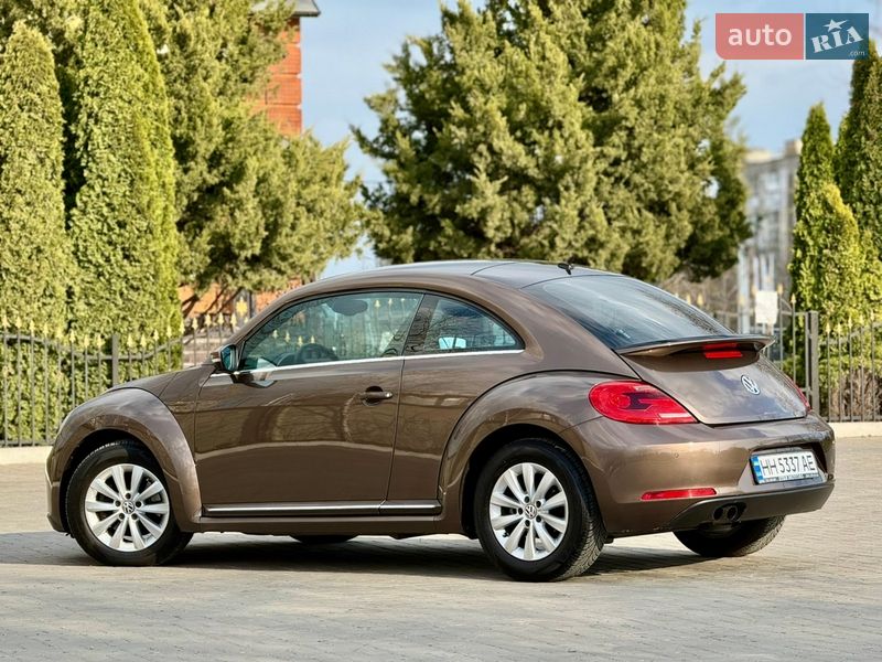 Хэтчбек Volkswagen Beetle 2013 в Кропивницком
