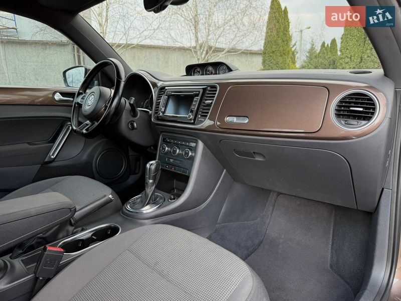 Хэтчбек Volkswagen Beetle 2013 в Кропивницком