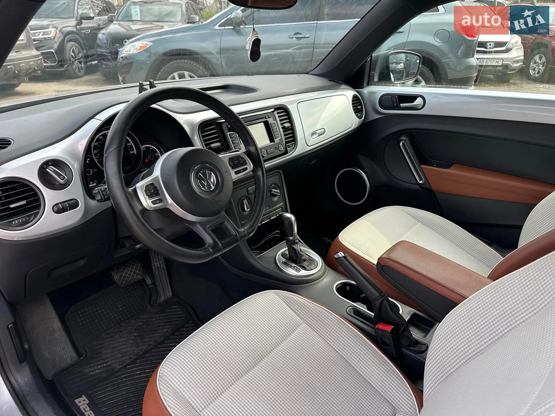 2014 Volkswagen Beetle - мініатюра 16