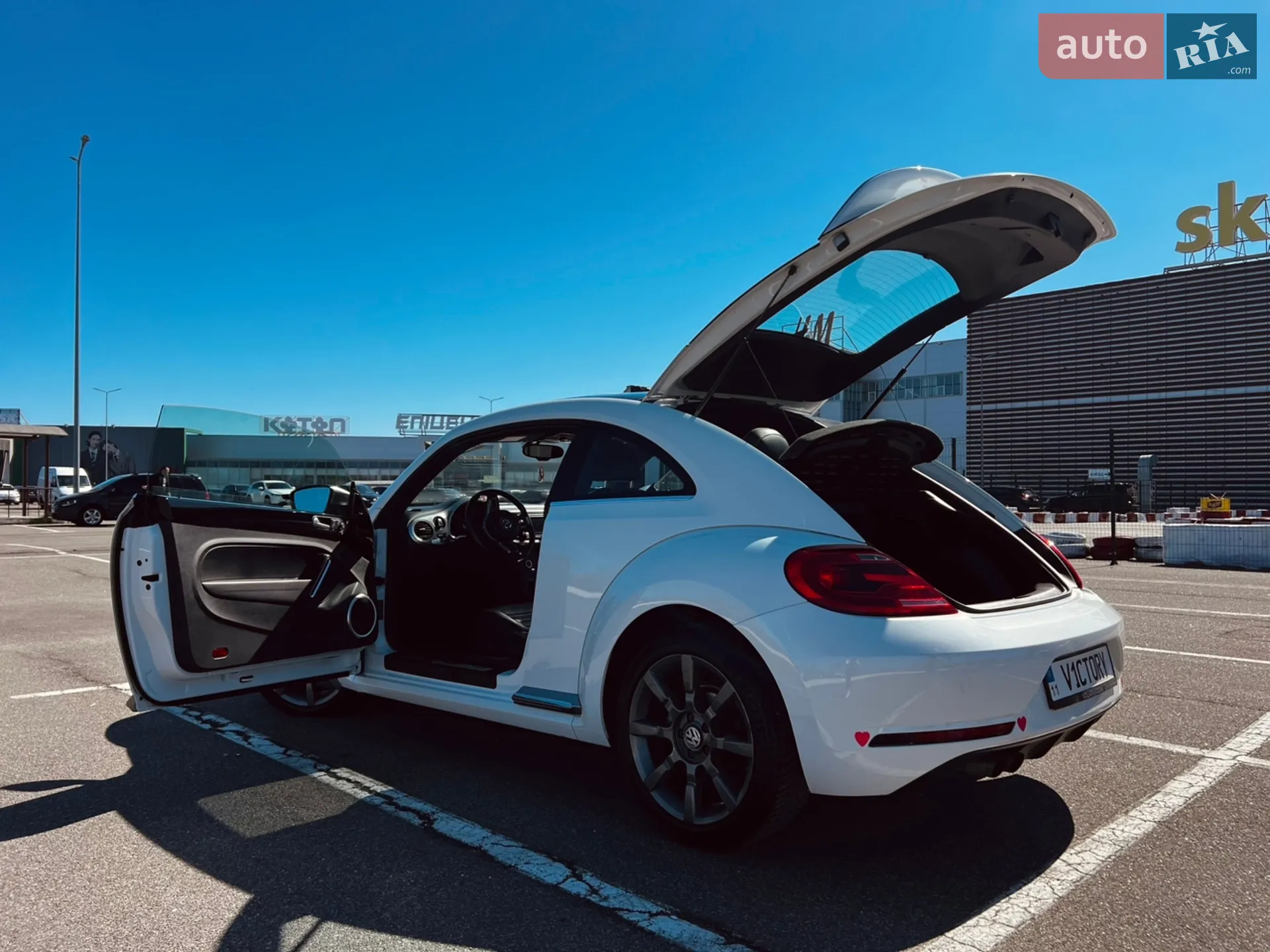 2014 Volkswagen Beetle - мініатюра 41