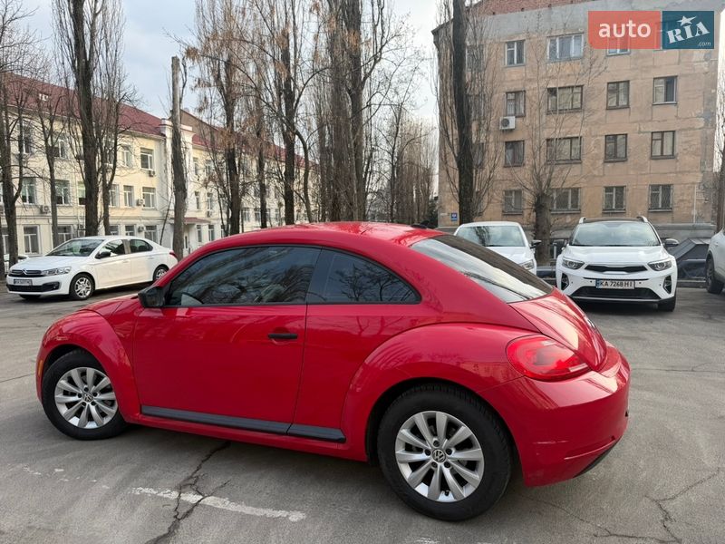 Хэтчбек Volkswagen Beetle 2014 в Киеве