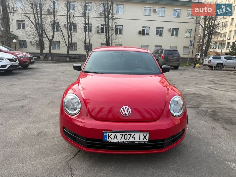 Хэтчбек Volkswagen Beetle 2014 в Киеве