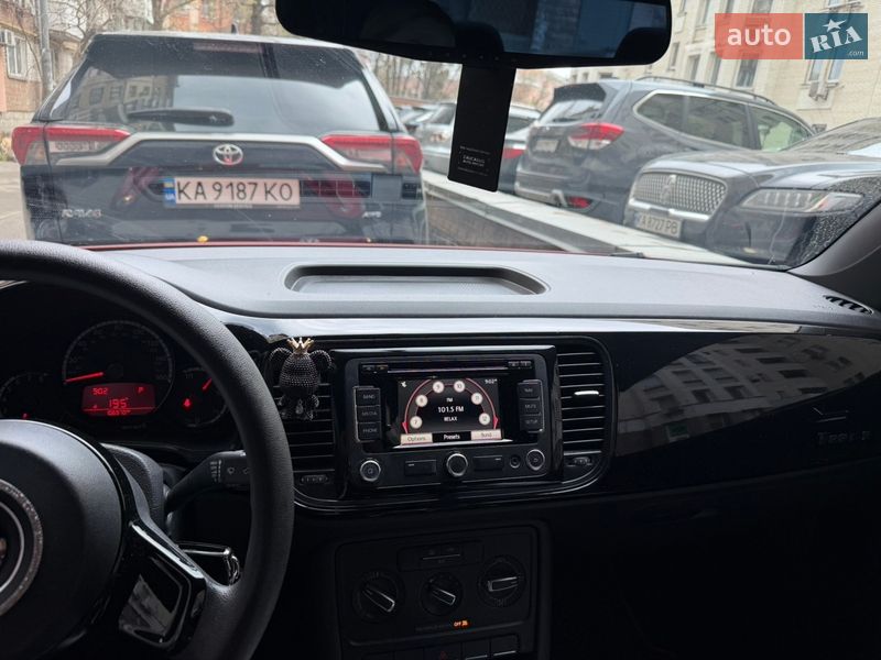 Хэтчбек Volkswagen Beetle 2014 в Киеве