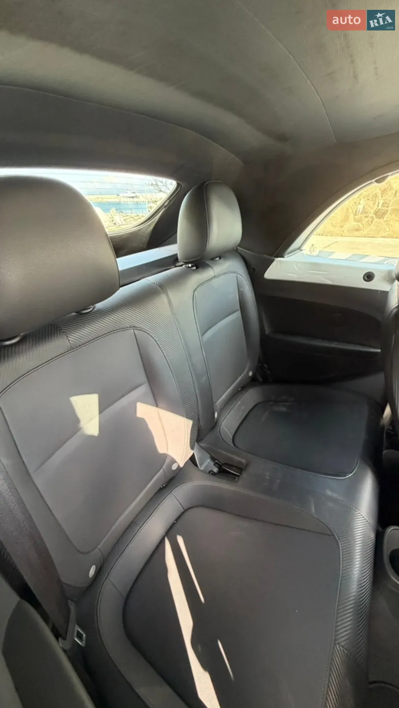 2015 Volkswagen Beetle - мініатюра 15
