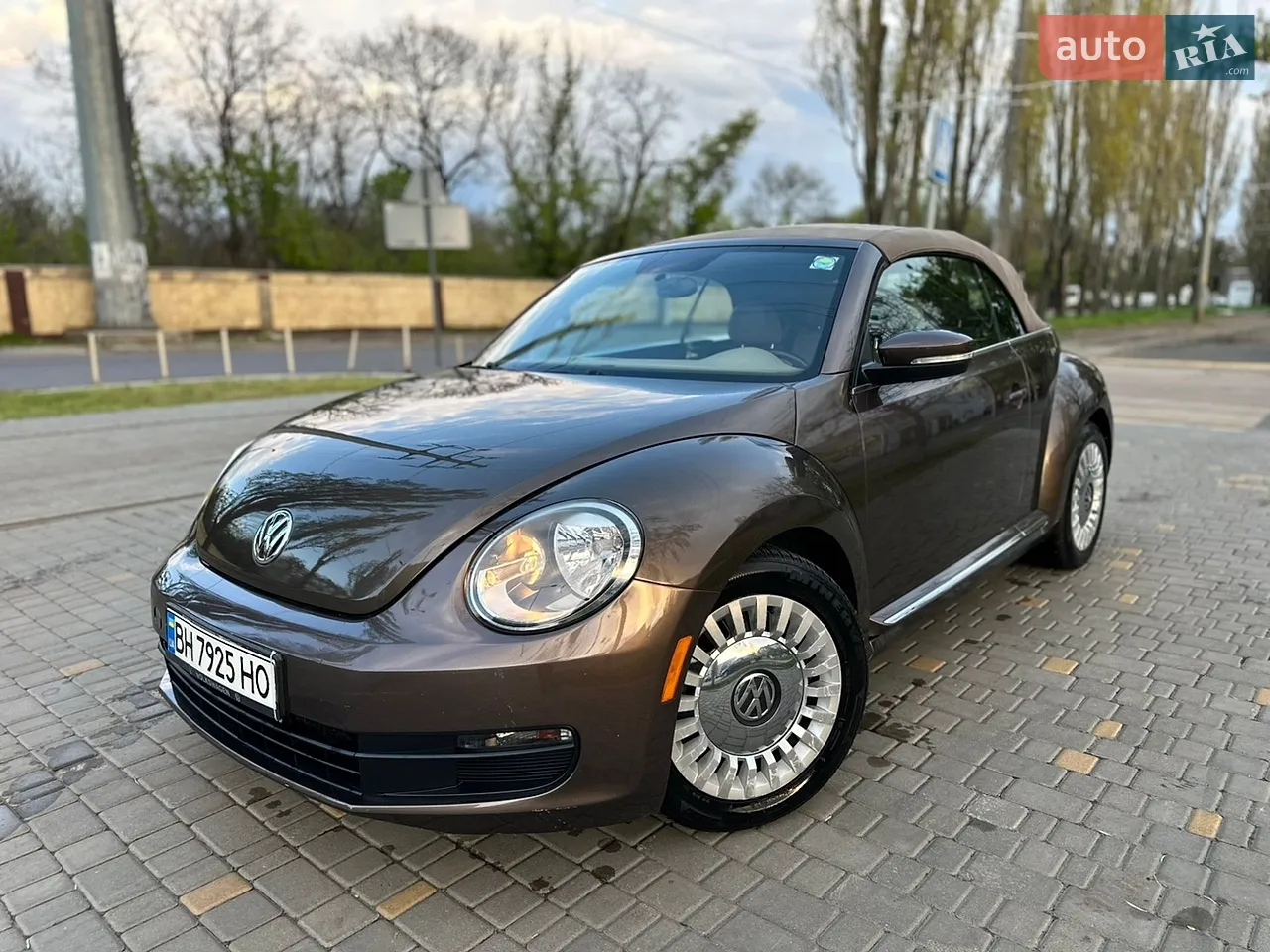 2014 Volkswagen Beetle - мініатюра 25