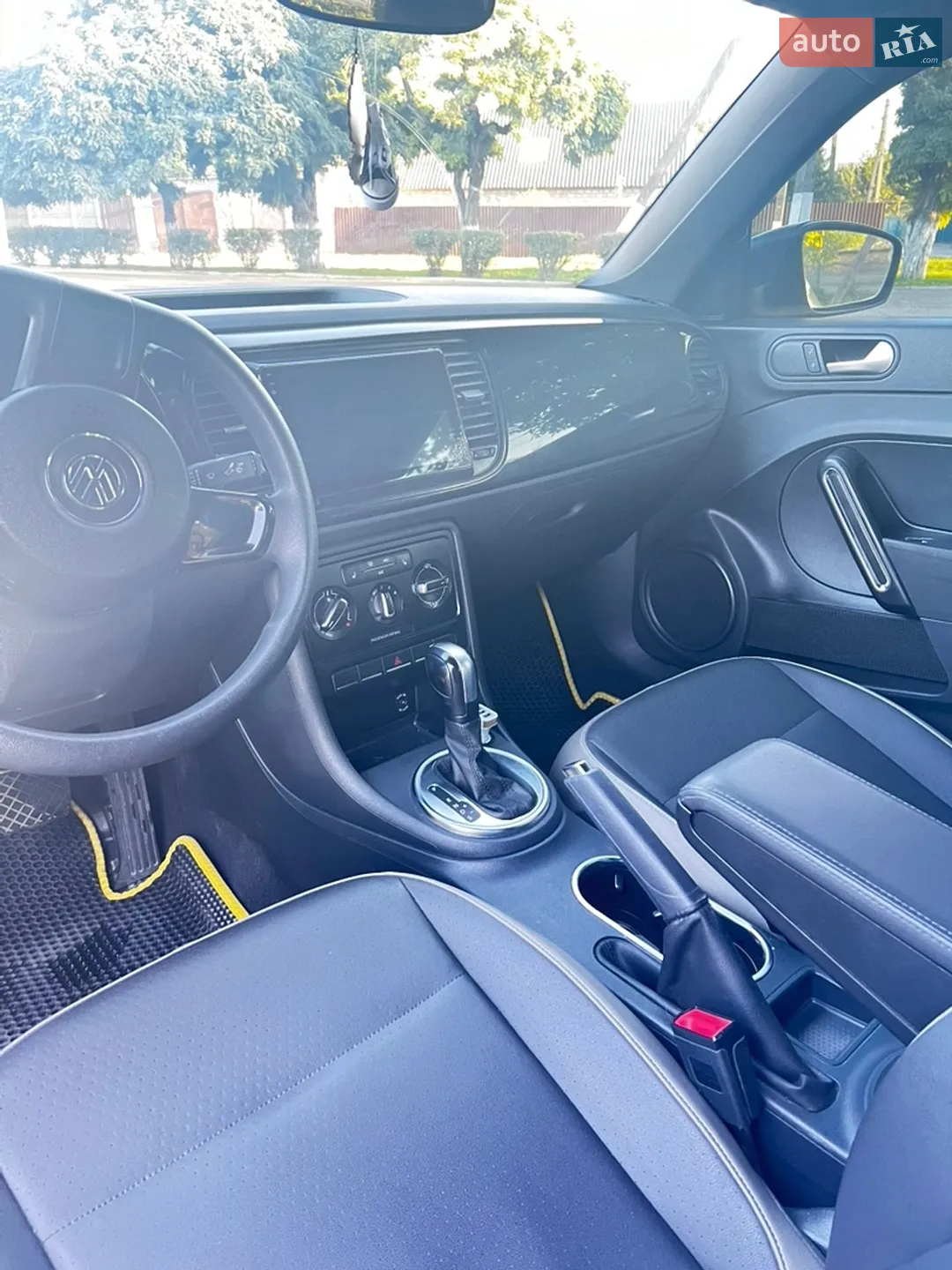 2014 Volkswagen Beetle - мініатюра 7