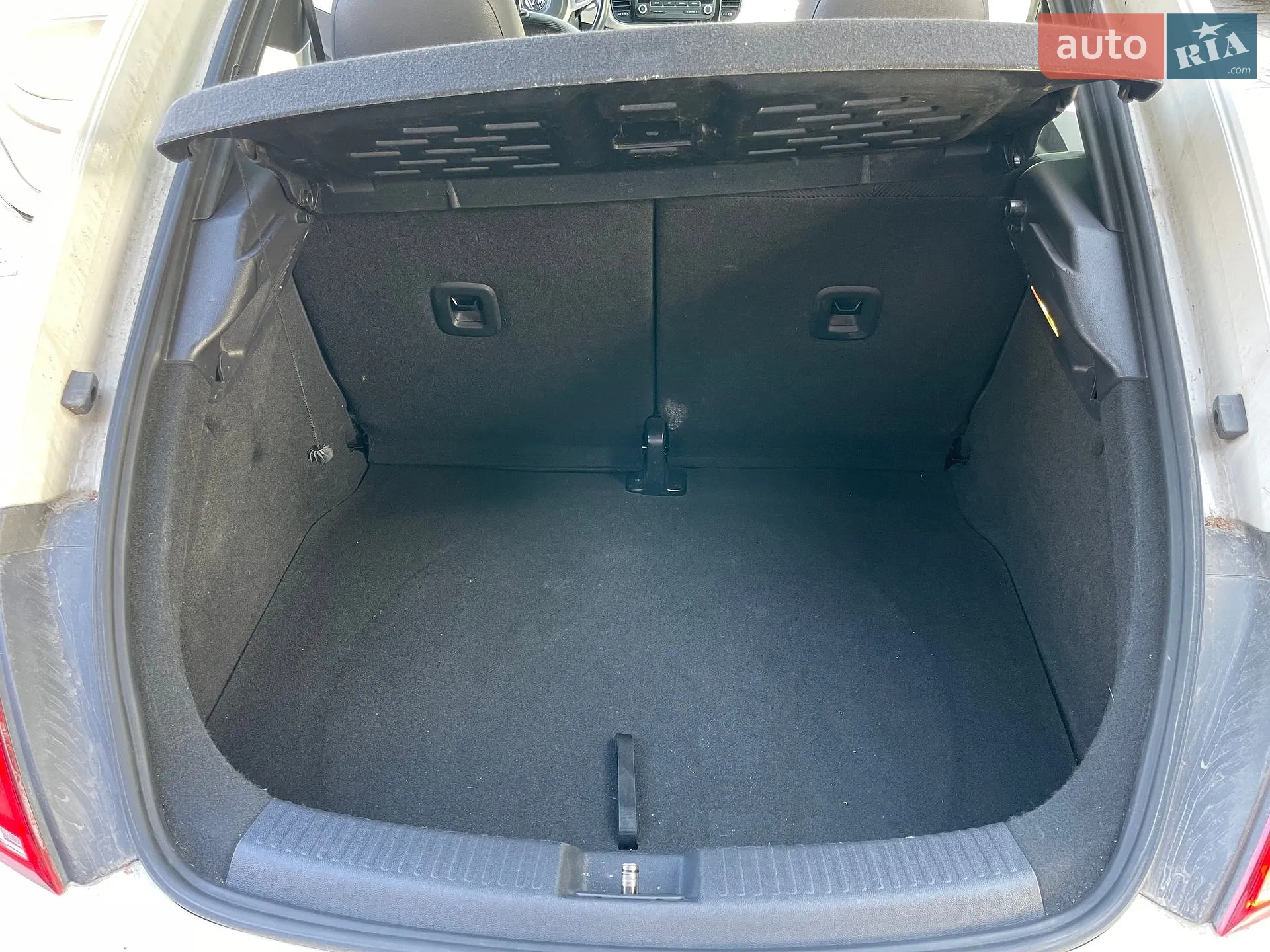 2013 Volkswagen Beetle - мініатюра 12