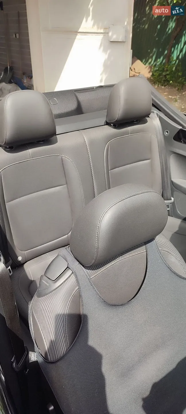 2013 Volkswagen Beetle - мініатюра 11