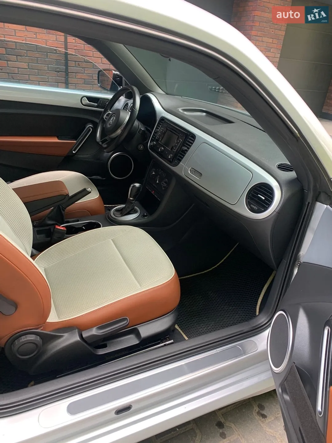 2015 Volkswagen Beetle - мініатюра 16
