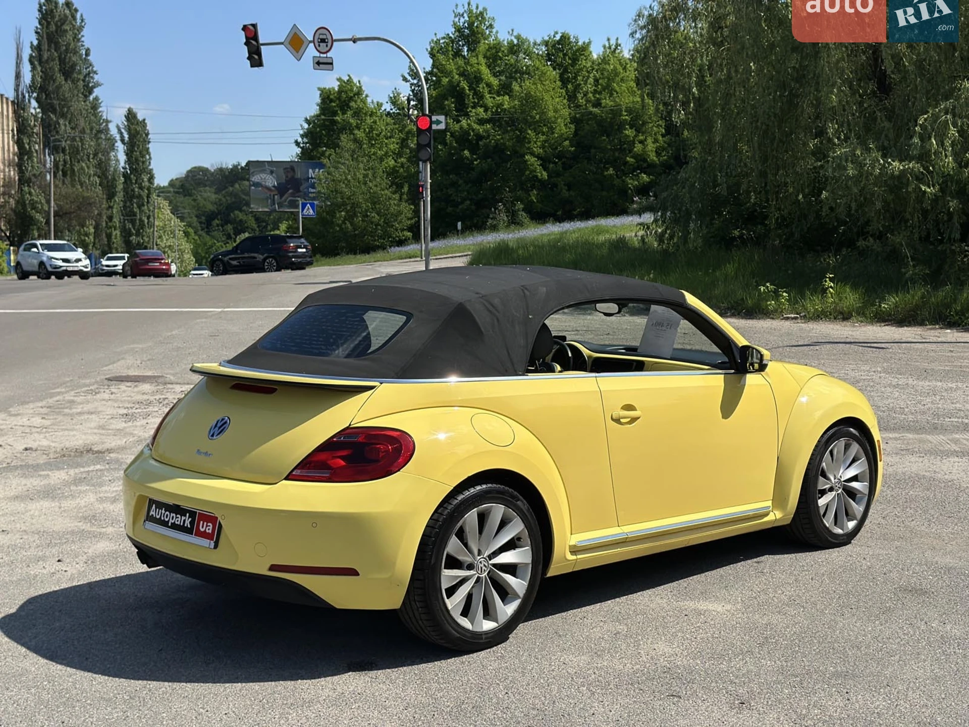 2015 Volkswagen Beetle - мініатюра 25