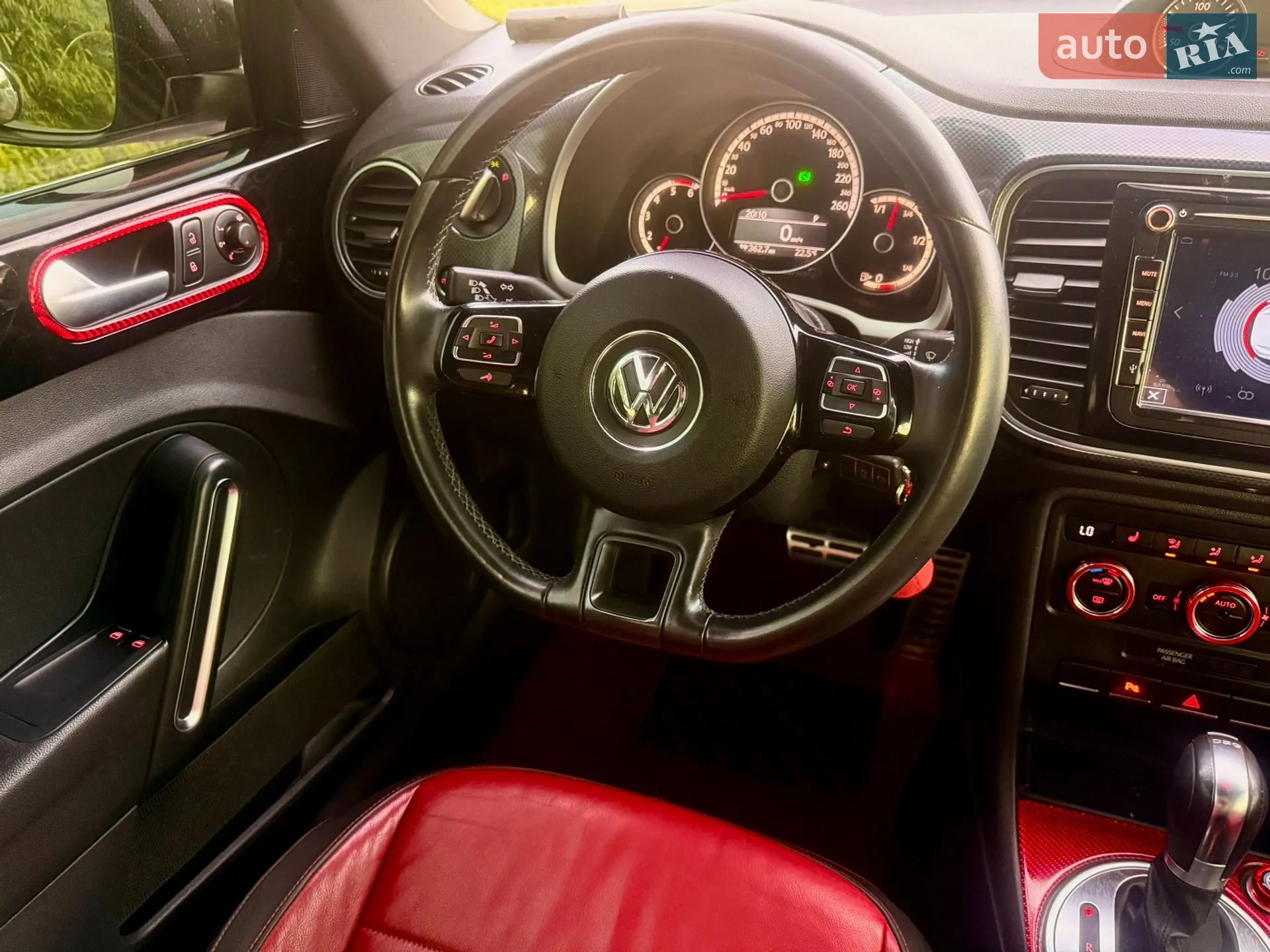 2013 Volkswagen Beetle - мініатюра 16