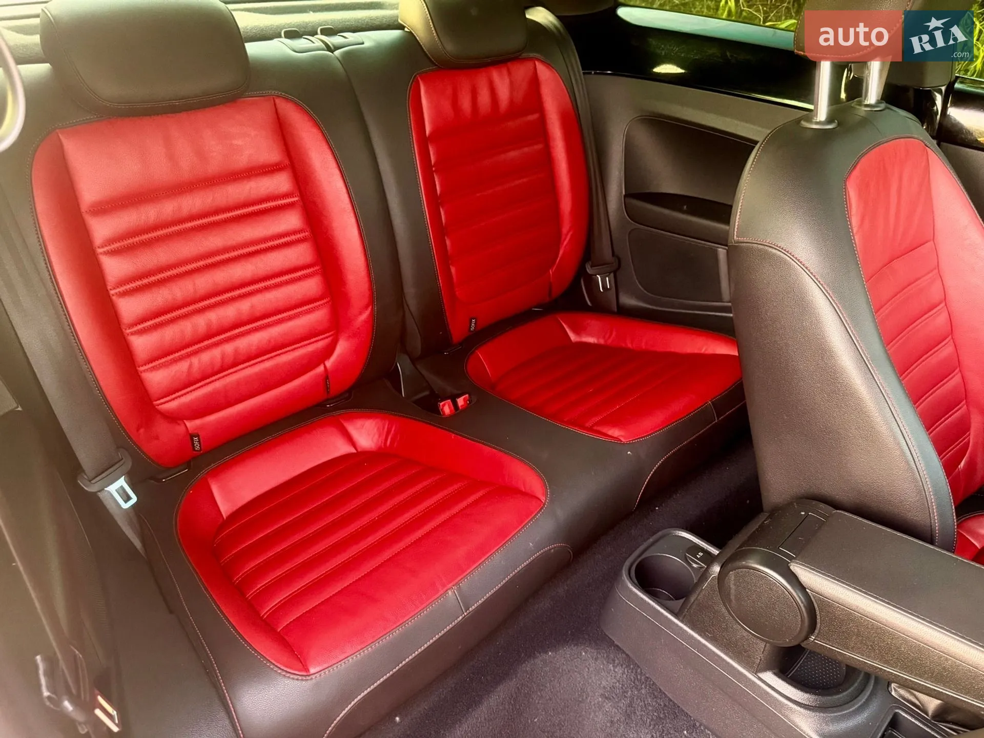 2013 Volkswagen Beetle - мініатюра 22