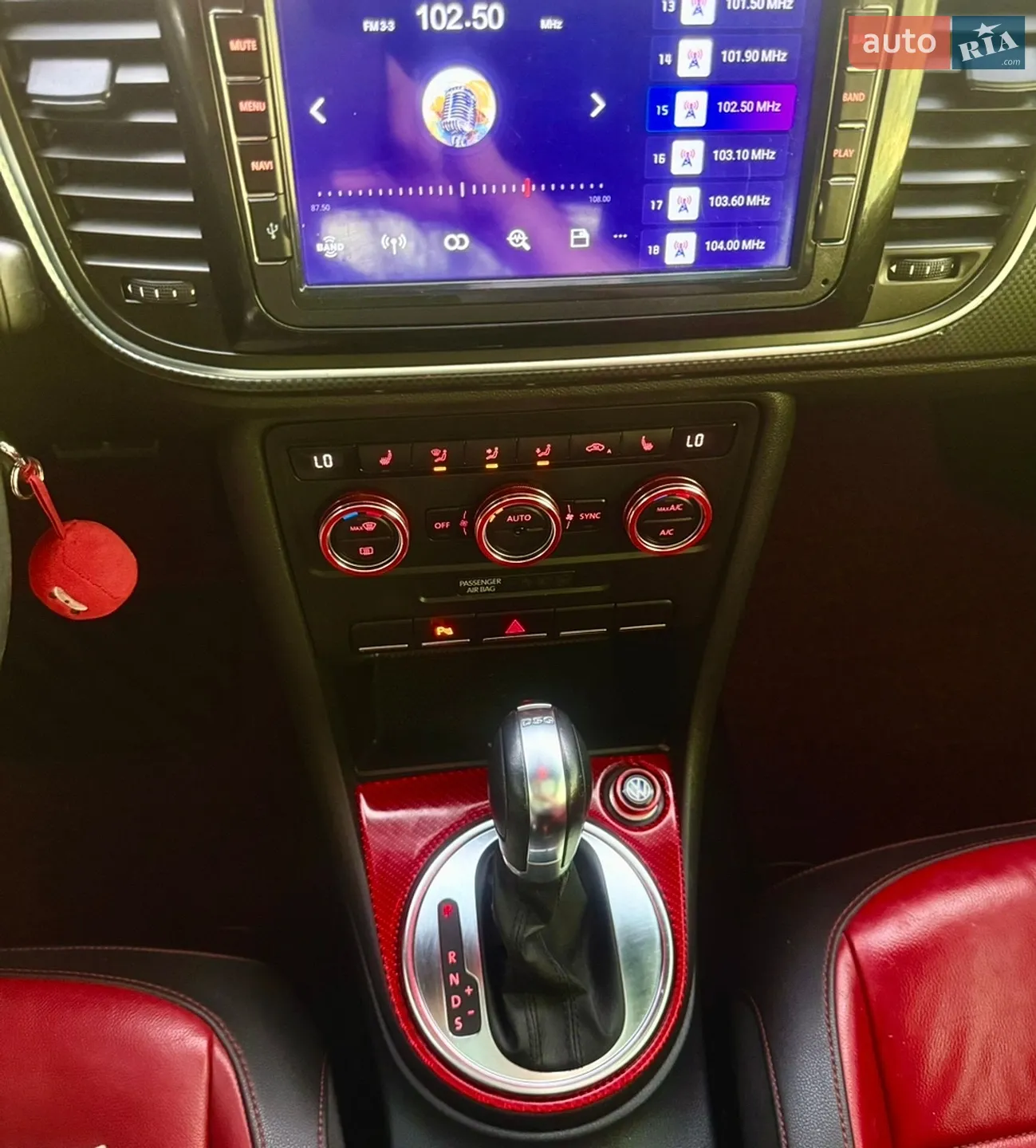 2013 Volkswagen Beetle - мініатюра 25