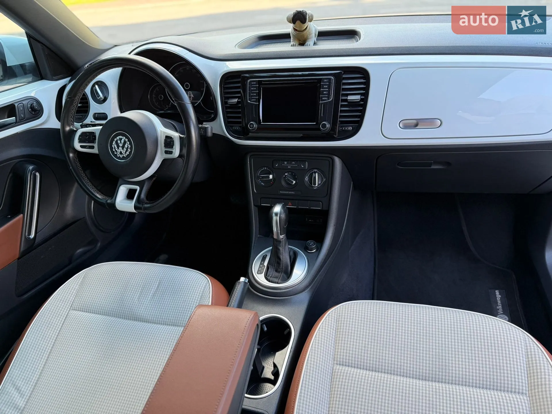 2017 Volkswagen Beetle - мініатюра 21