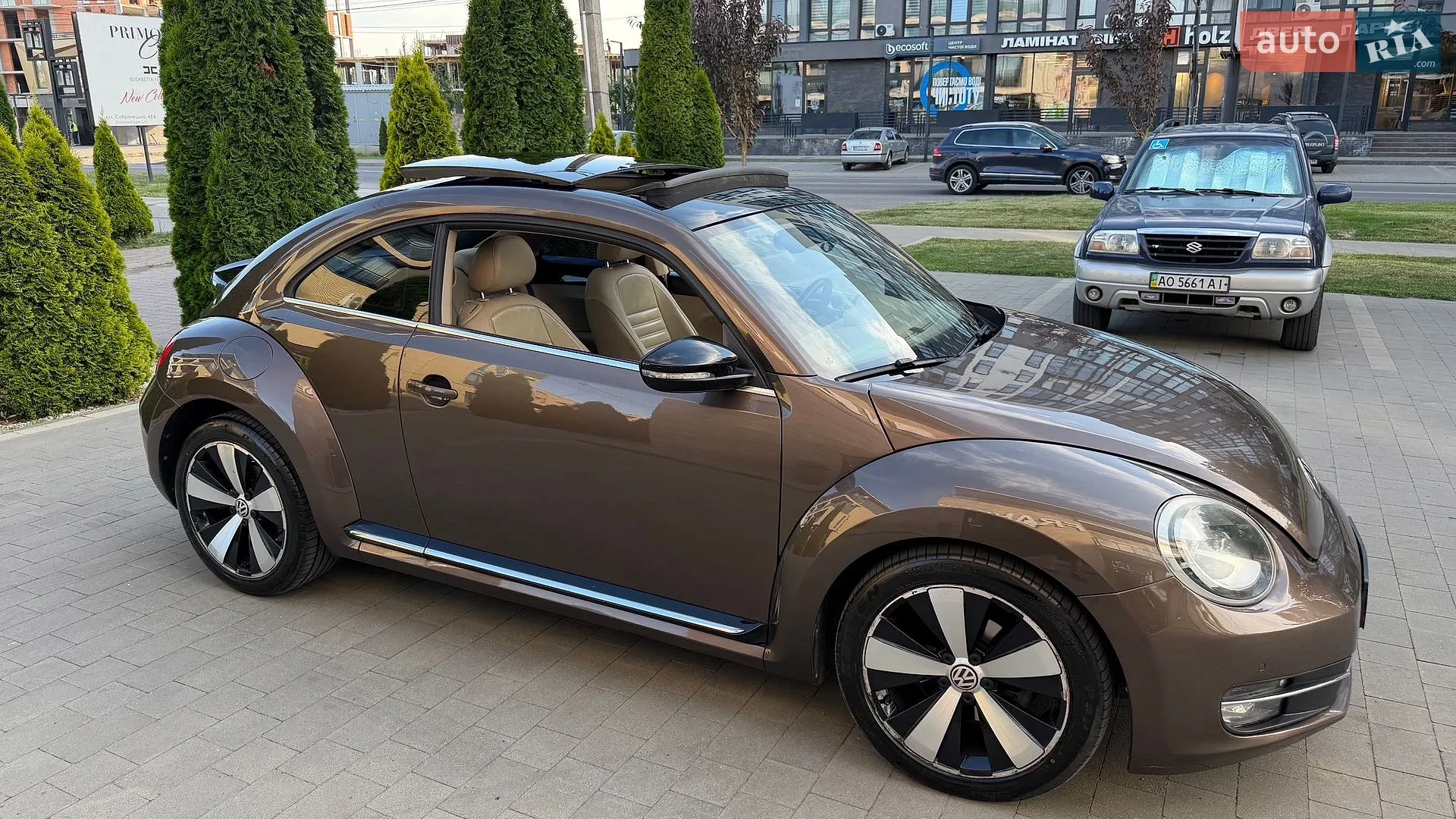 2012 Volkswagen Beetle - мініатюра 2
