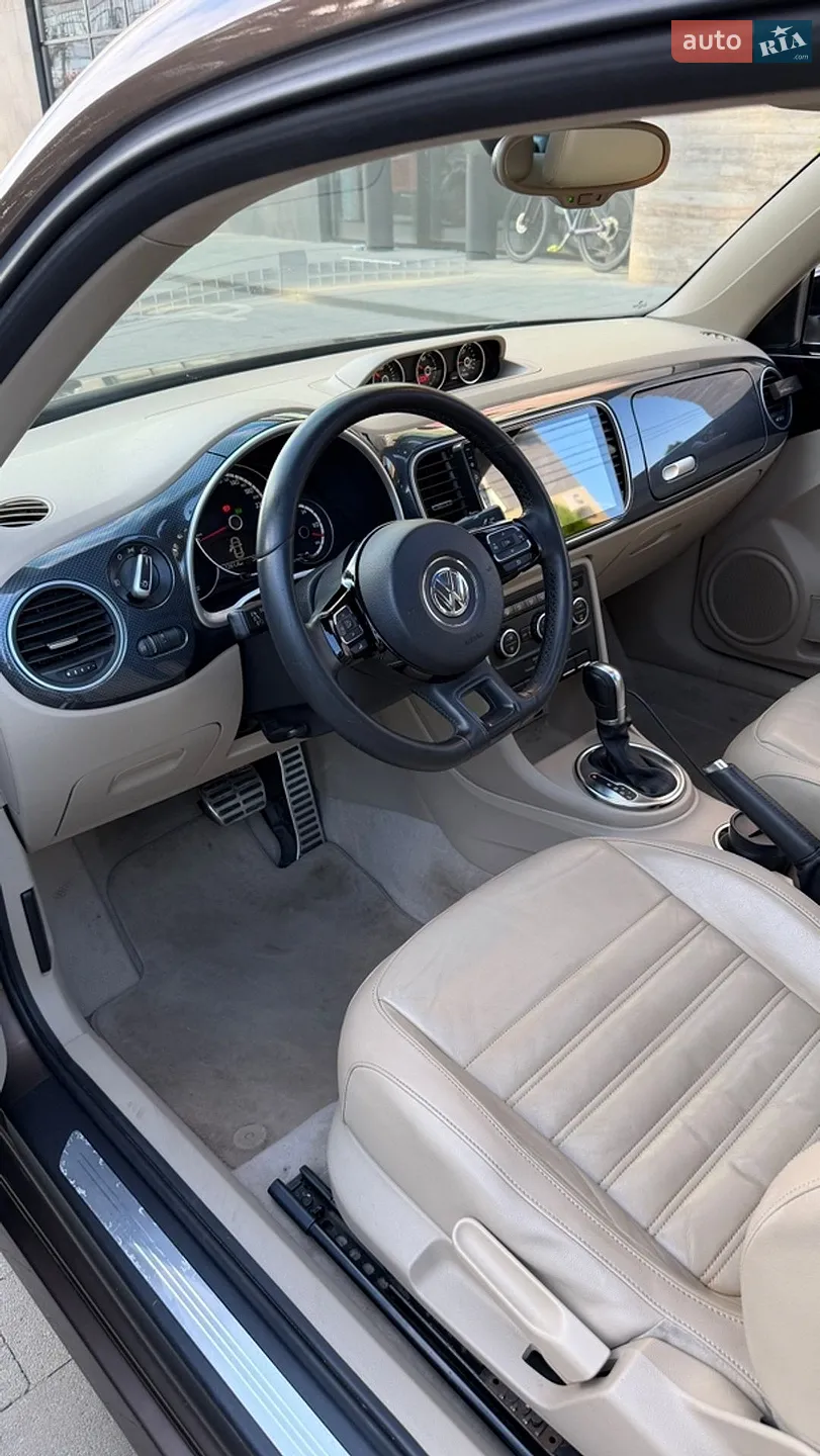 2012 Volkswagen Beetle - мініатюра 11