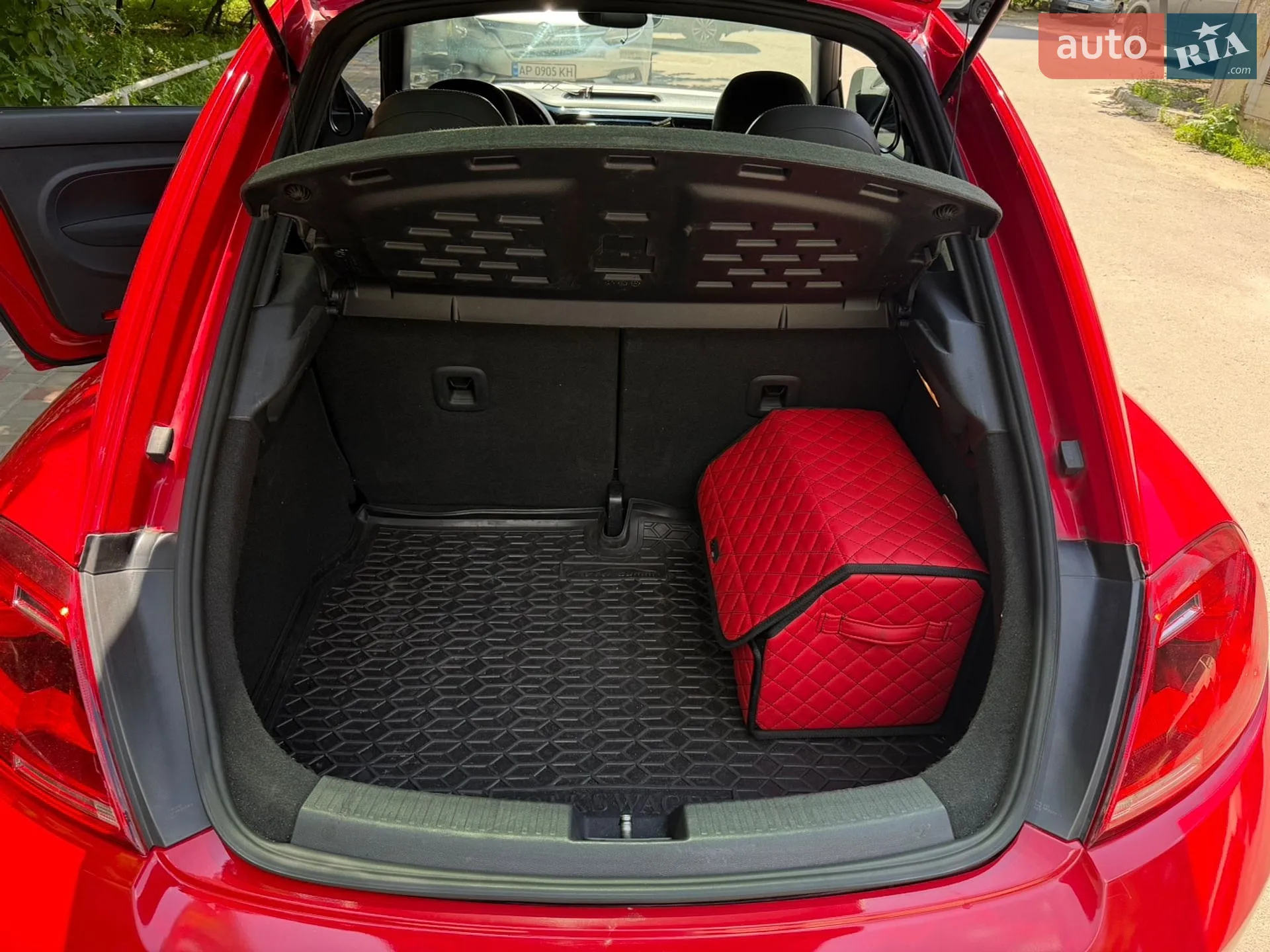 2015 Volkswagen Beetle - мініатюра 14
