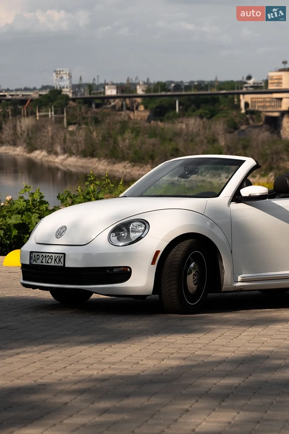 2013 Volkswagen Beetle - мініатюра 3