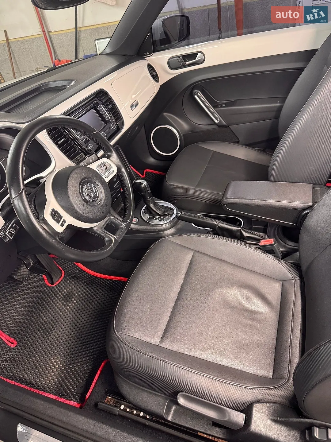 2012 Volkswagen Beetle - мініатюра 16