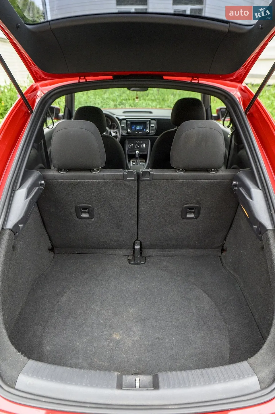 2013 Volkswagen Beetle - мініатюра 17