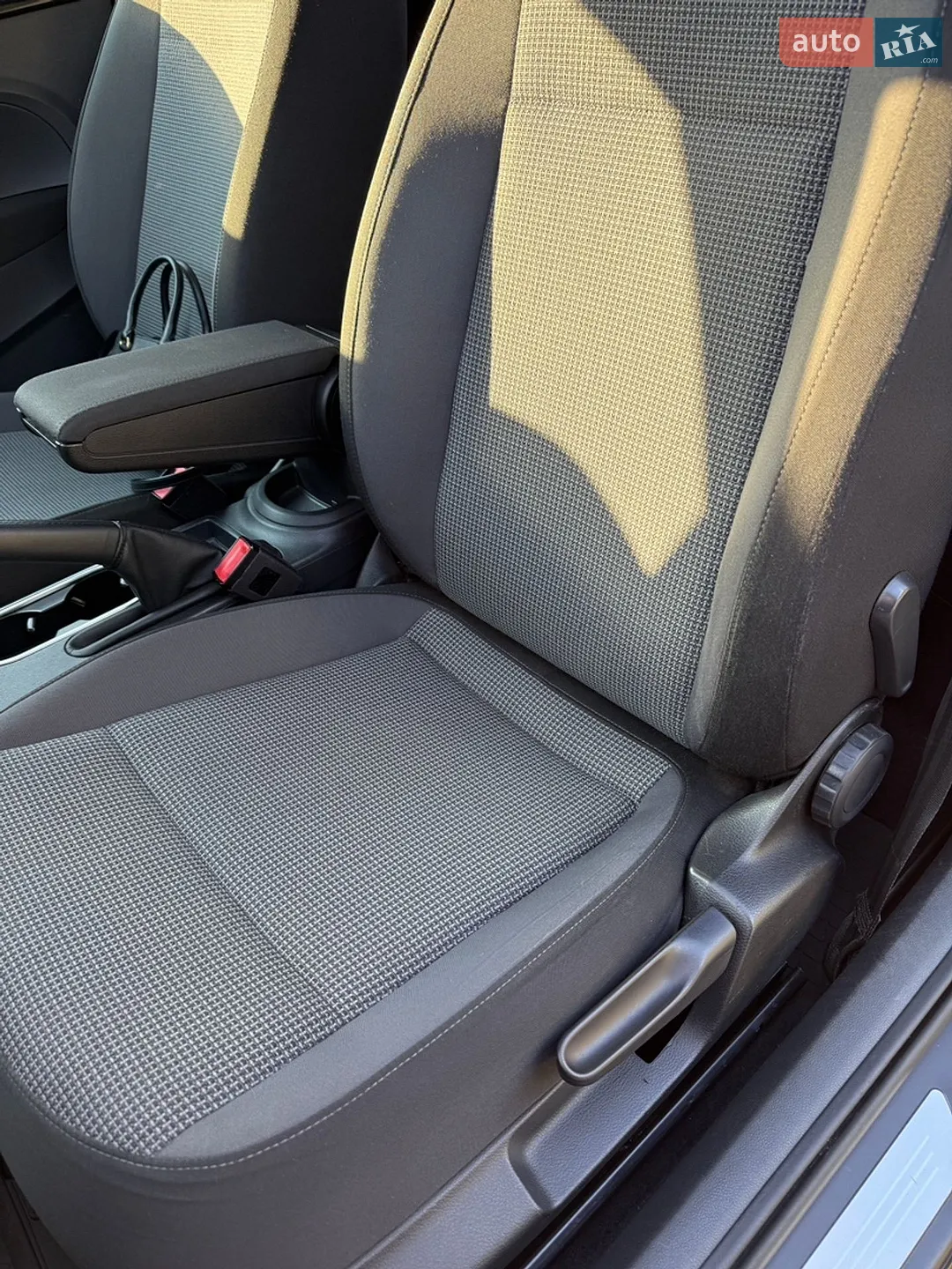 2015 Volkswagen Beetle - мініатюра 10