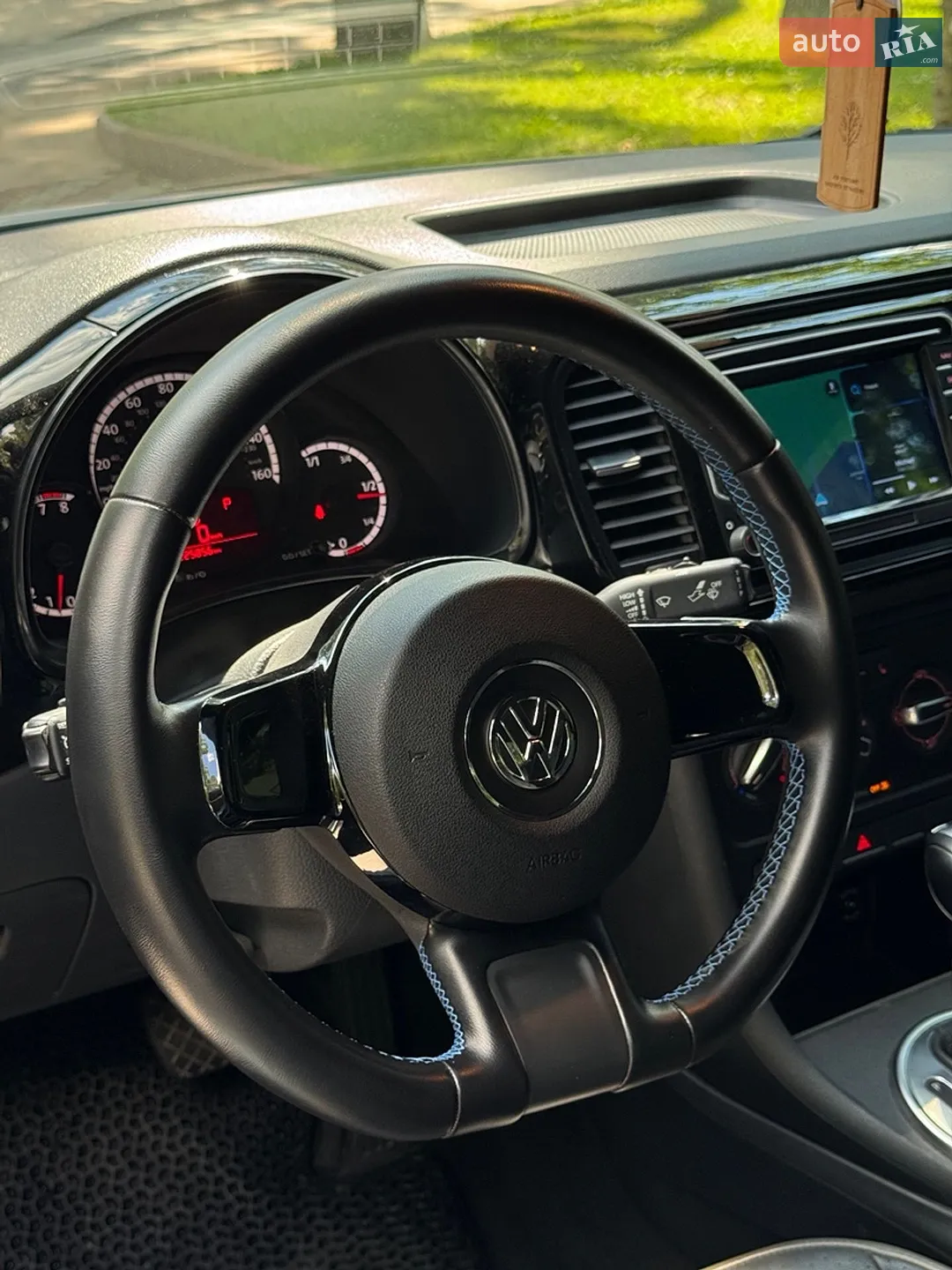 2015 Volkswagen Beetle - мініатюра 17