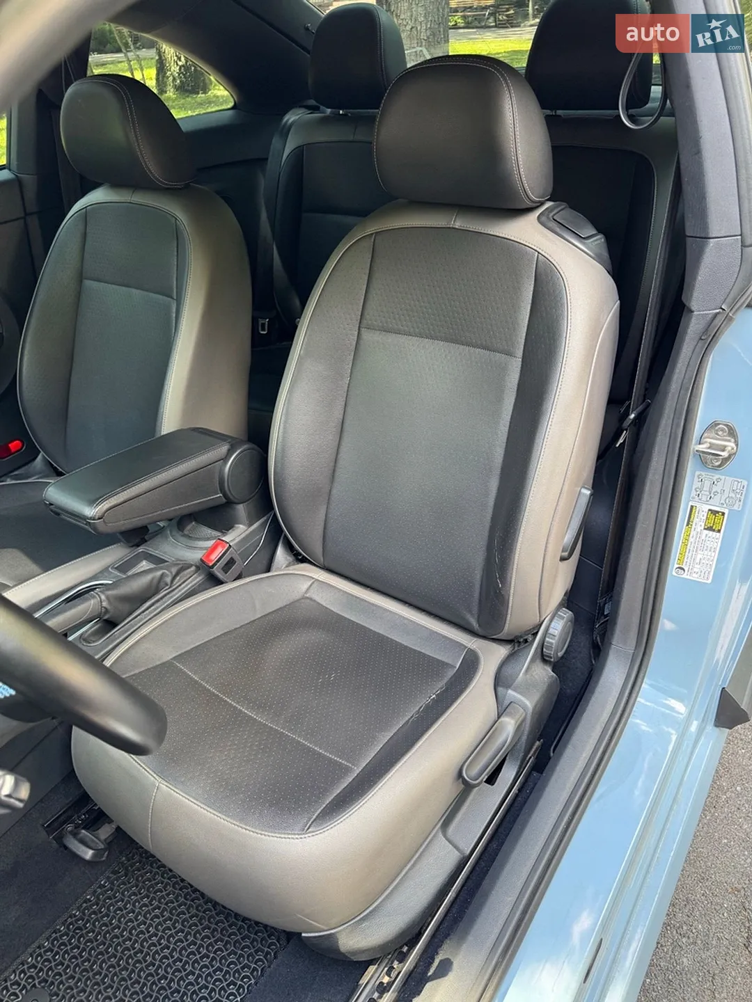 2015 Volkswagen Beetle - мініатюра 22