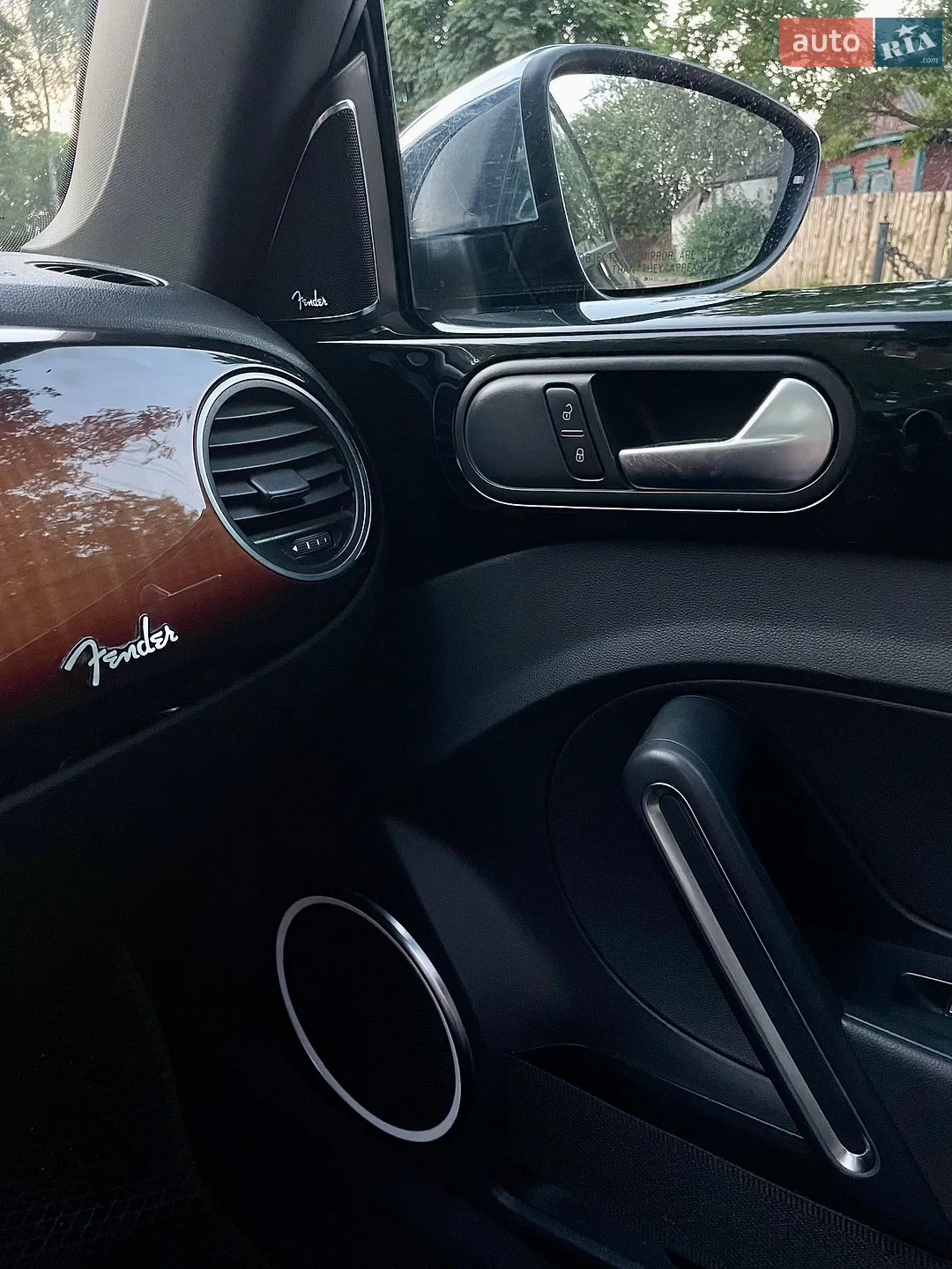 2013 Volkswagen Beetle - мініатюра 20