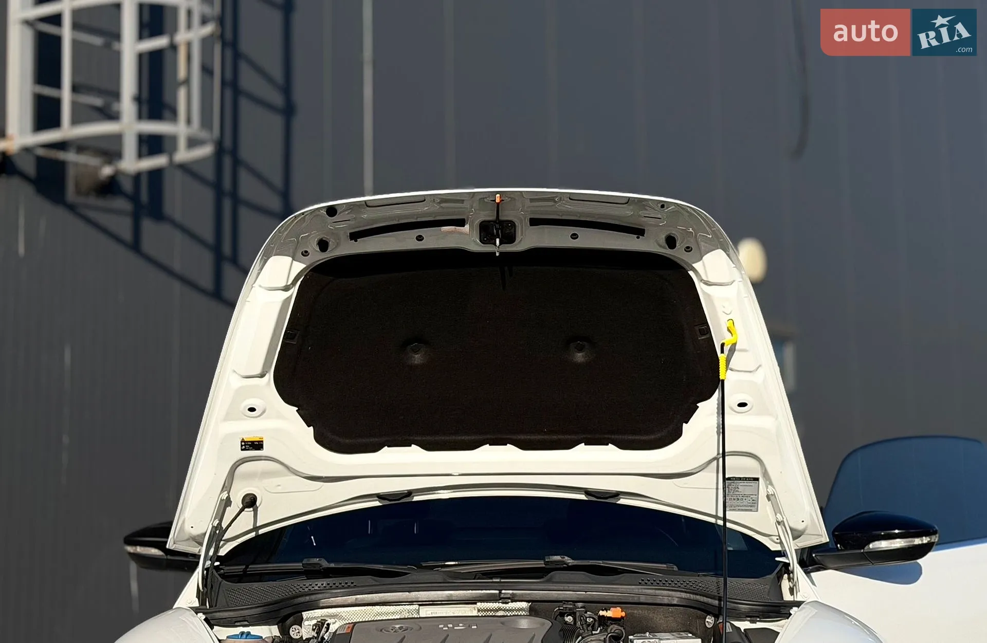 2015 Volkswagen Beetle - мініатюра 18